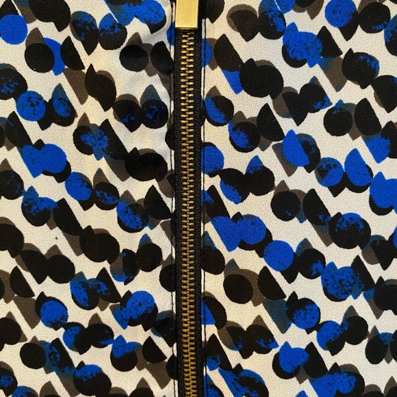 Express Top - Picture 2 of 4